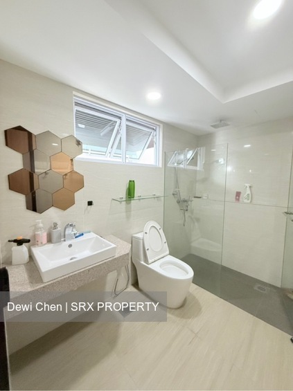 Jalan Batalong (D17), Terrace #596221101